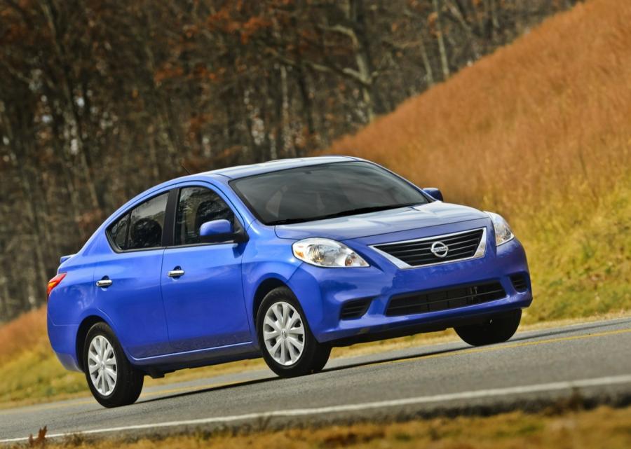  Nissan Versa Sedan 2014 года  (фото 7 из 22)